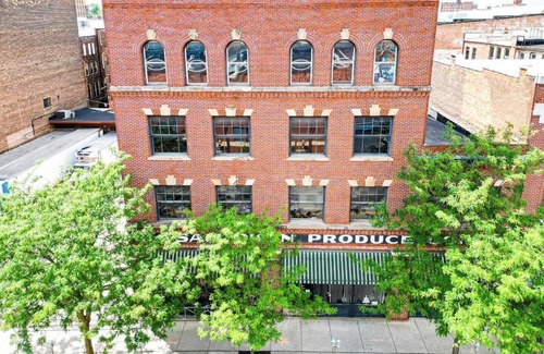 Downtown Toledo Apartment | Stylish 2-Bed Downtown Loft