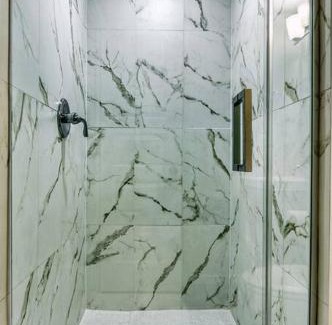 Fairlawn Apartment | Stylish 2-Bedroom/2Bath Hideaway
