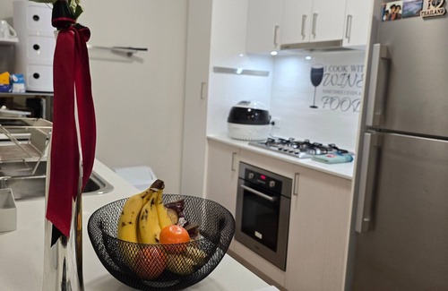 Maddington Apartment | Stylish 2-Bedroom Apartment in Maddington, 15 Minutes from Perth Airport