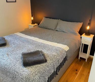 Fakenham Apartment | Stylish 2 bedroom apartment close to beaches