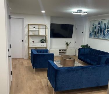 Southwest Edmonton Villa | Stylish 2 Bedroom suite in SW Edmonton close to Windermere and Edmonton International Airport
