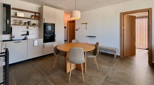Mellieħa Heights Apartment | Stylish 2bed With Views Mellieha By Homely!