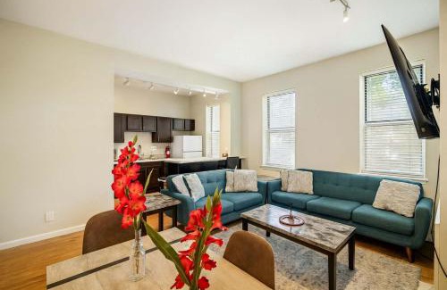 Soulard Apartment | Stylish 2BR Apartment with Private Balcony near Soulard