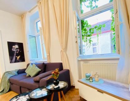 Schottenfeld Apartment | Stylish 2BR Apt Prime Location by Westbahnhof