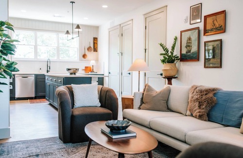 Athens Apartment | Stylish 2BR Getaway by MHM Luxury Properties
