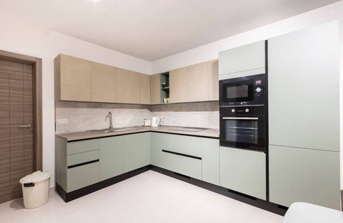Gzira Apartment | Stylish 2BR Steps Away from the Promenade's Scene