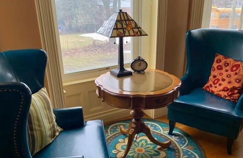 Pulaski Apartment | Stylish 2BR, washer/dryer, walk to Salmon River!