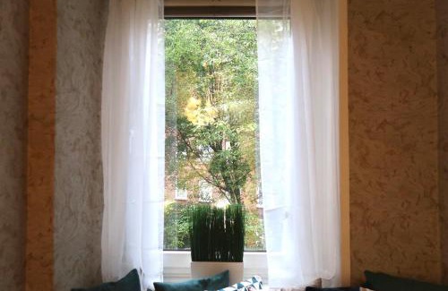 Clerkenwell Apartment | Stylish 3-bed apartment in London within walking distance to tube stations
