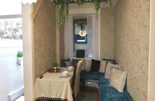 Clerkenwell Apartment | Stylish 3-bed apartment in London within walking distance to tube stations