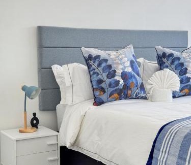 Karibib Apartment | Stylish 3 Bedroom Group Stay