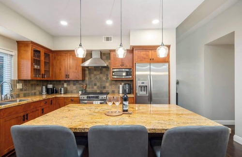 Rancho Penasquitos House | Stylish 3-bedroom Single story house with Dual EV Charger in sunny San Diego