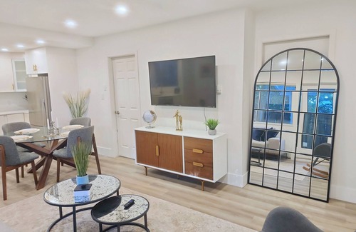 Upper Lonsdale House | Stylish 3BR Home w/Great Access