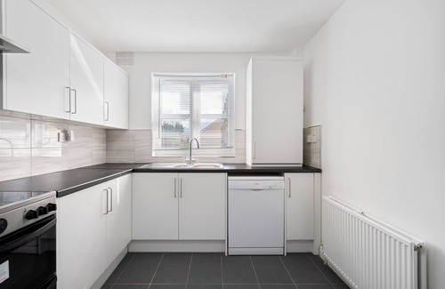 Hale House | Stylish 4 bed 3 bath- Mill Hill