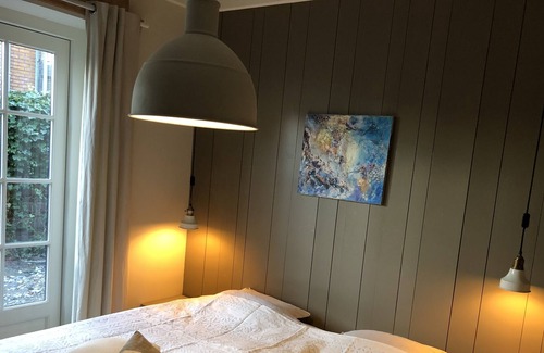 Landsmeer House | Stylish 4 p. apartment in renovated farm on the country side of Amsterdam