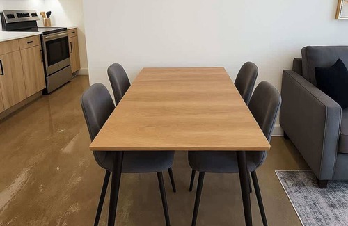Near South Side Apartment | Stylish 4BR South Loop Home State 23-202