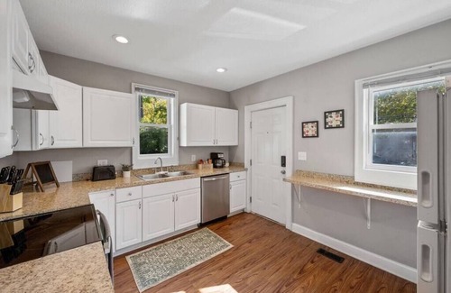 Columbus House | Stylish 5BRs Next to Expo Center & Near Stadium,2 Free parking