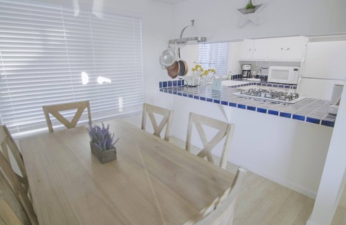 Newport Shores House | Stylish and Bright unit across the street from the beach at half the cost!