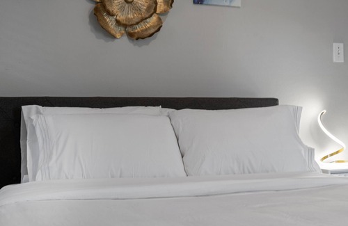Richmond Heights House | Stylish and Cozy in Saint Louis - Pets Allowed