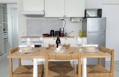 Elberfeld-Mitte Apartment | Stylish and Modern 2-Room Apartment in Wuppertal City Center