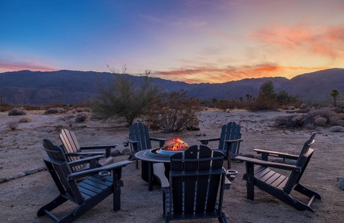 Borrego Springs House | Stylish and Private Adobe Retreat with Views in Borrego Springs/Anza Borrego