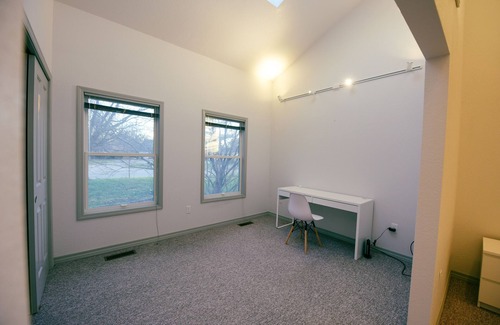 Champaign House | Stylish and Spacious 3b2b Smart Ranch Home near UIUC