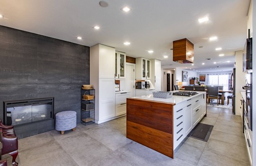 Rochester House | Stylish and spacious house Near Mayo Clinic