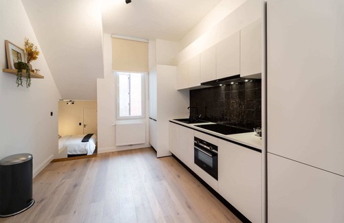 Antwerp Apartment | Stylish Antwerp Stay for 4 Guests