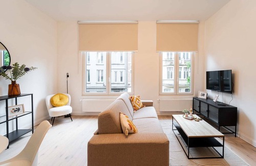 Antwerp Apartment | Stylish Antwerp Stay for 4 Guests