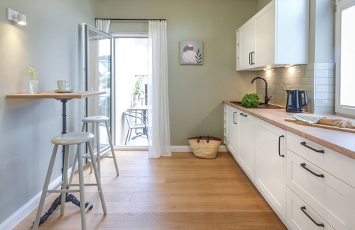 Limburg an der Lahn Apartment | Stylish apartment with balcony upper floor WG2 in Limburg an der Lahn