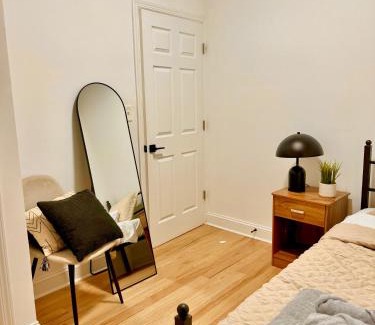 Weequahic Apartment | Stylish Apartment Close to Airport & Malls
