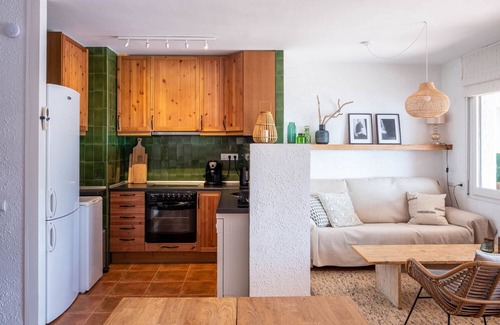 L'Ampolla Apartment | Stylish apartment