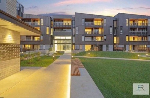 Onehunga Apartment | Stylish Apartment in Onehungann