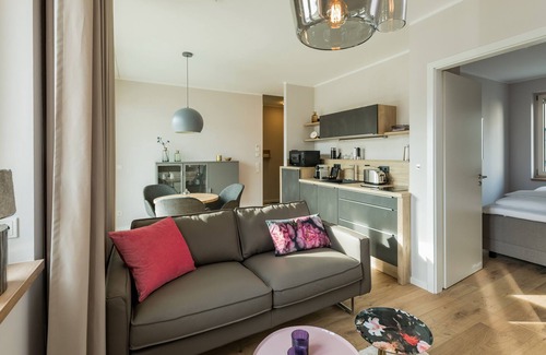 Eisenach Apartment | stylish apartment with large balcony - feel at home in the hist. center