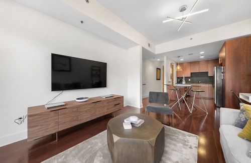 Lindbergh Apartment | STYLISH❤️APT. IN BUCKHEAD+FAST WIFI+FREE PARKING