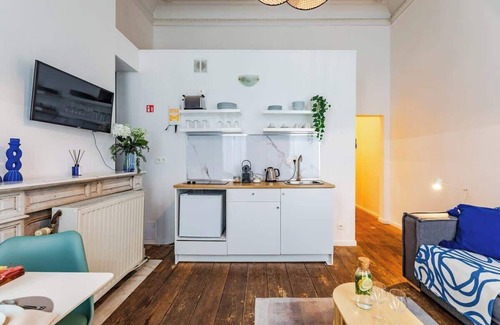 Lower Town Apartment | Stylish Apt Near Grand Place