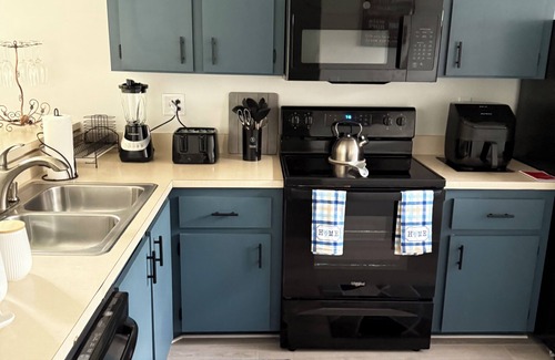 Poinciana Condo | Stylish Apt Near Lego/DisneyLand n2-bedroom condo in beautiful Poinciana Florida