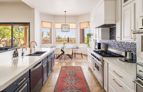 Desert View Village House | Stylish Arizona Abode - Desert Oasis w/sprawling mtn views