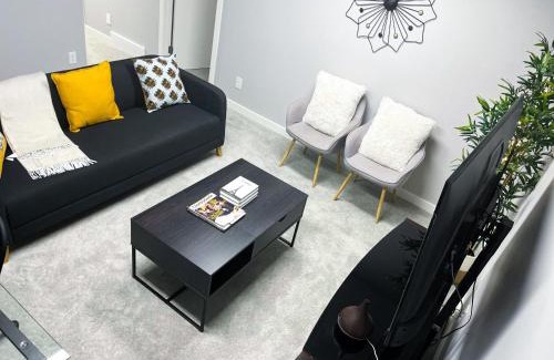 Transcona House | Stylish Basement Suite with Modern Comforts