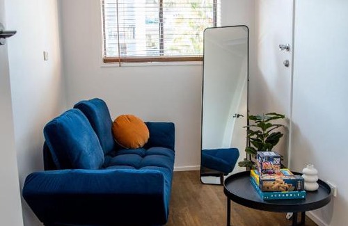 Bilinga Apartment | STYLISH BEACHSIDE PARADISE I SUNLIT COMFORT on THE GOLD COAST