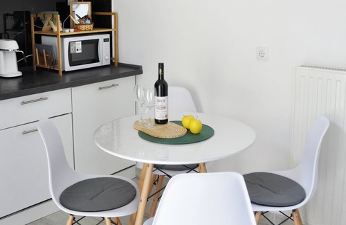 Nepszinhaz negyed Apartment | Stylish Boho Flat near Metro
