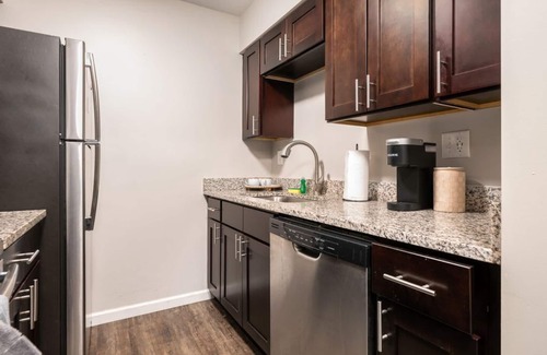 University District Apartment | Stylish BOHO Themed 2 Bedroom near OSU