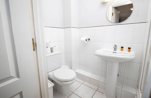 Bracknell Apartment | Stylish Bracknell Two Bedroom Apartment