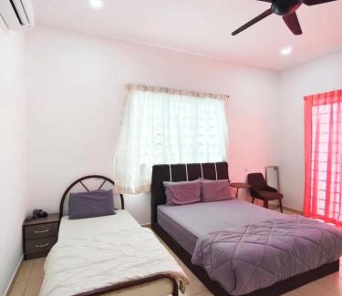Taman Sri Tanjung House | Stylish & Budget-Friendly