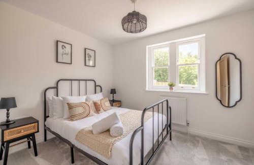 Reading Apartment | Stylish Central Reading Apartment - Free Parking
