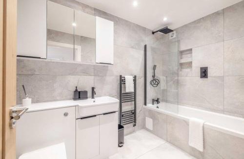 Reading Apartment | Stylish Central Reading Apartment - Free Parking