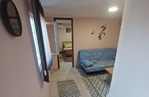 Costinesti Ski Chalet | Stylish Chalet w/AC near Secluded Tuzla Beach – Nature & Peace