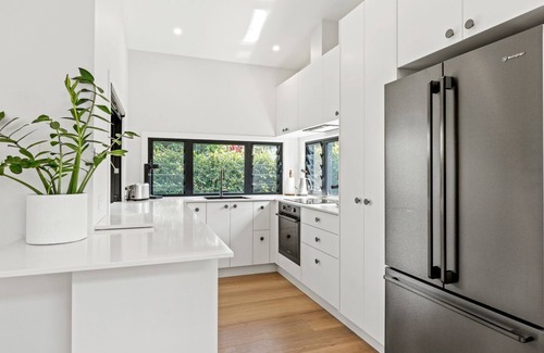 Lennox Head Apartment | Stylish Coastal Escape by Belle Escapes - Modern Luxury within walking distance to the beach