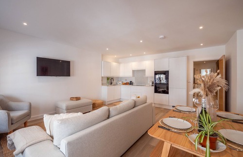 Dartmouth Apartment | Stylish Coastal Living in the Heart of Dartmouth