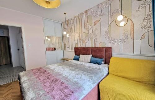 Lodz Apartment | Stylish,Comfortable&Secure-I-City Center Stay