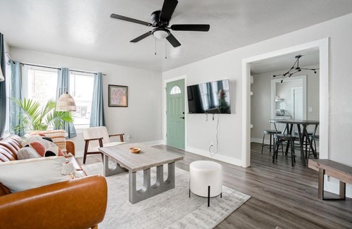 Central Oklahoma City House | Stylish Designed 2 Bed Room House